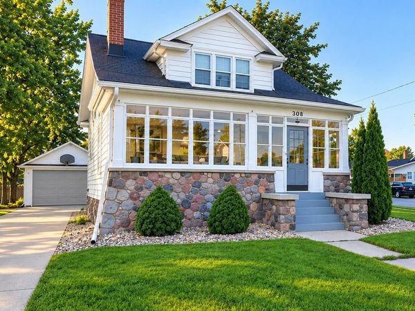 308 E HIGH STREET, Seymour, WI 54165