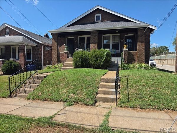 2001 Prather Avenue, St Louis, MO 63139
