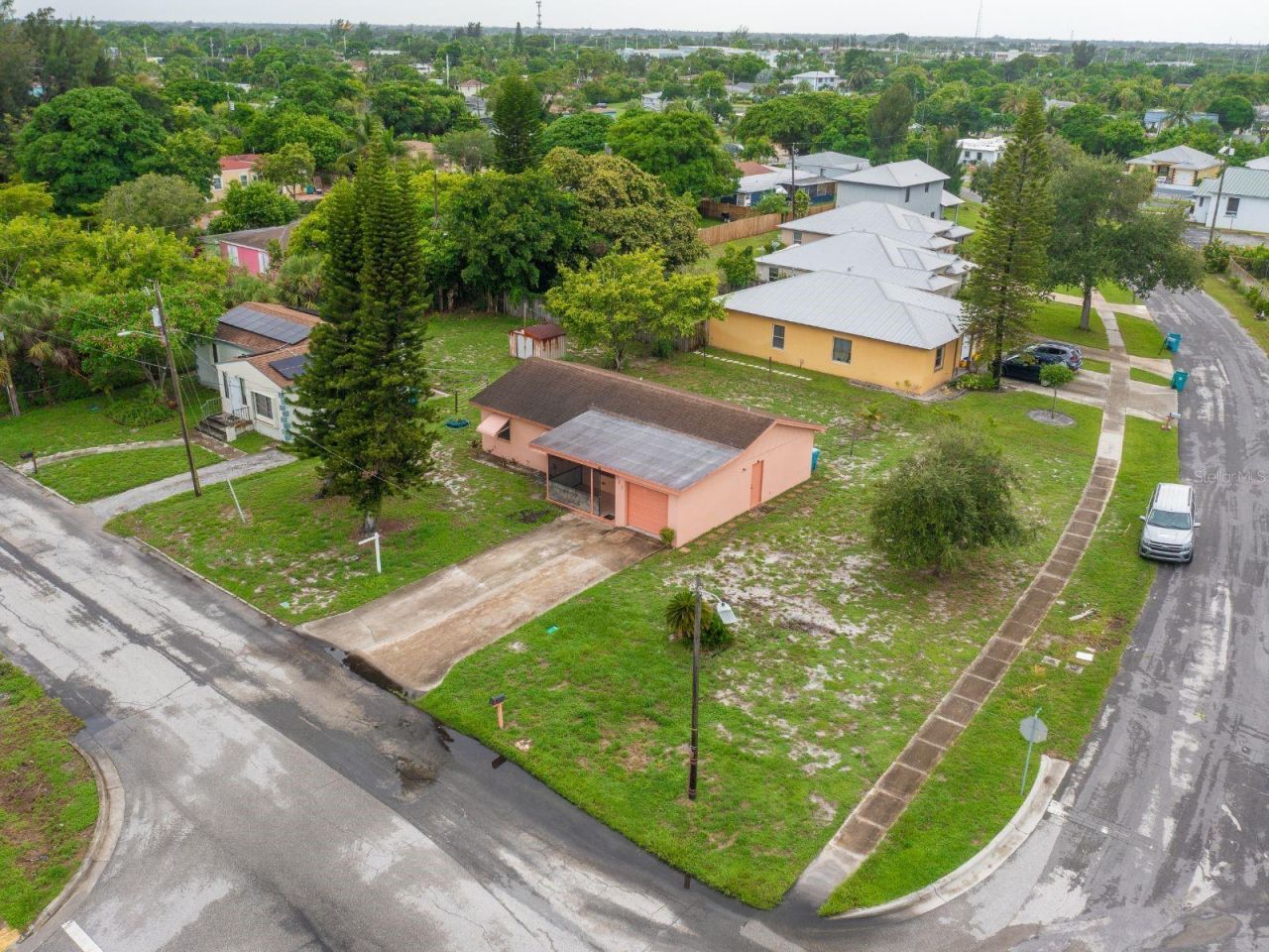 717 NW 1st Street, Boynton Beach, FL 33435 Photo