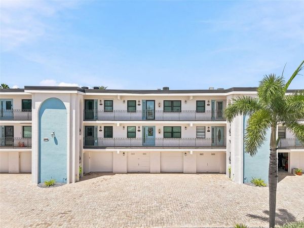 11901 LAGOON LANE , Unit 202, TREASURE ISLAND, FL 33706