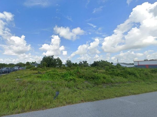 3049 CARDIFF STREET , PUNTA GORDA, FL 33983