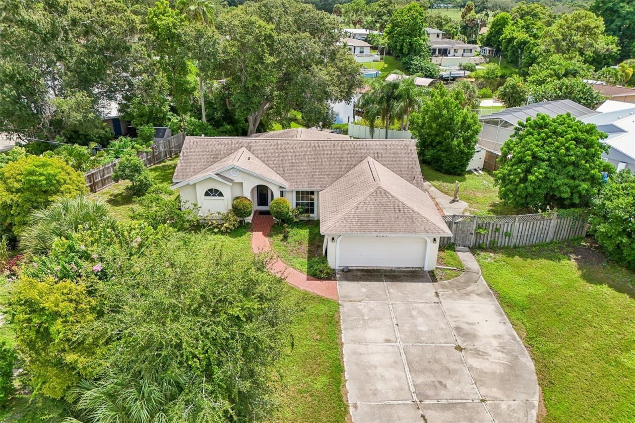 6701 3rd Street W, Bradenton, FL 34207 Photo