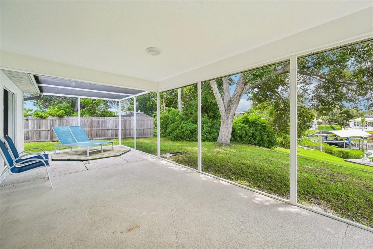 6701 3rd Street W, Bradenton, FL 34207 Photo