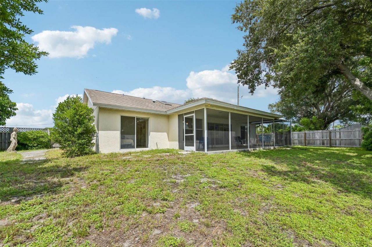 6701 3rd Street W, Bradenton, FL 34207 Photo