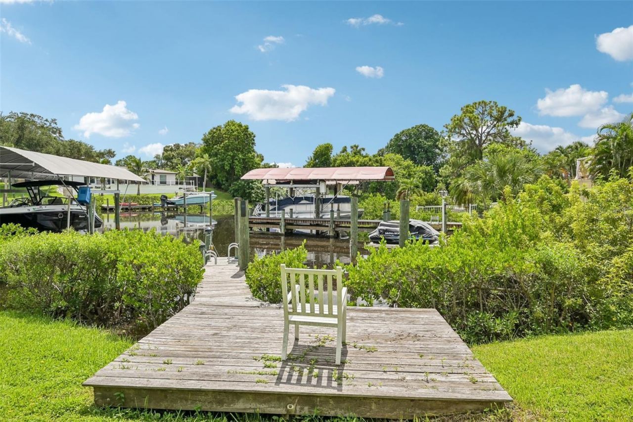 6701 3rd Street W, Bradenton, FL 34207 Photo