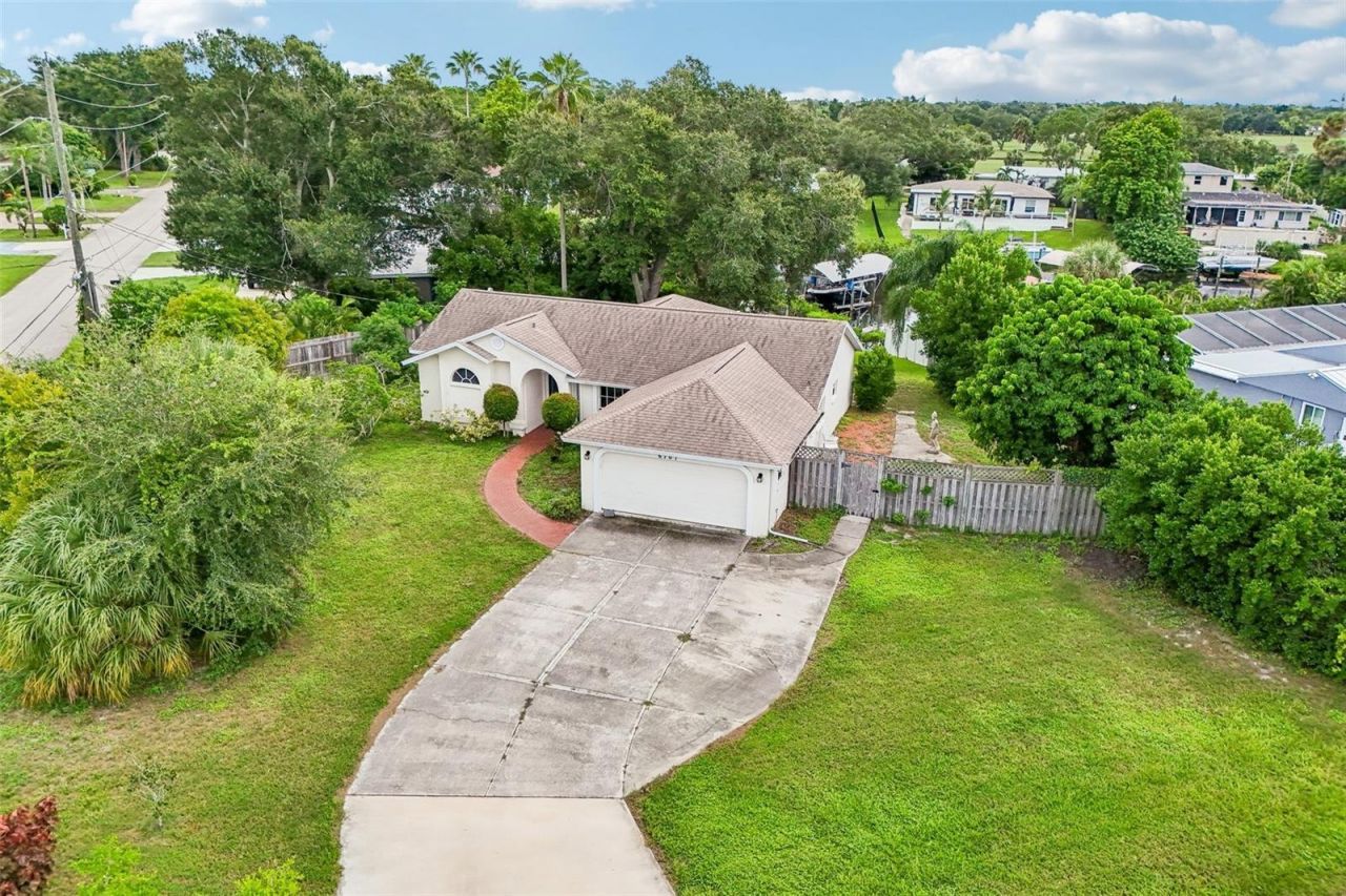 6701 3rd Street W, Bradenton, FL 34207 Photo