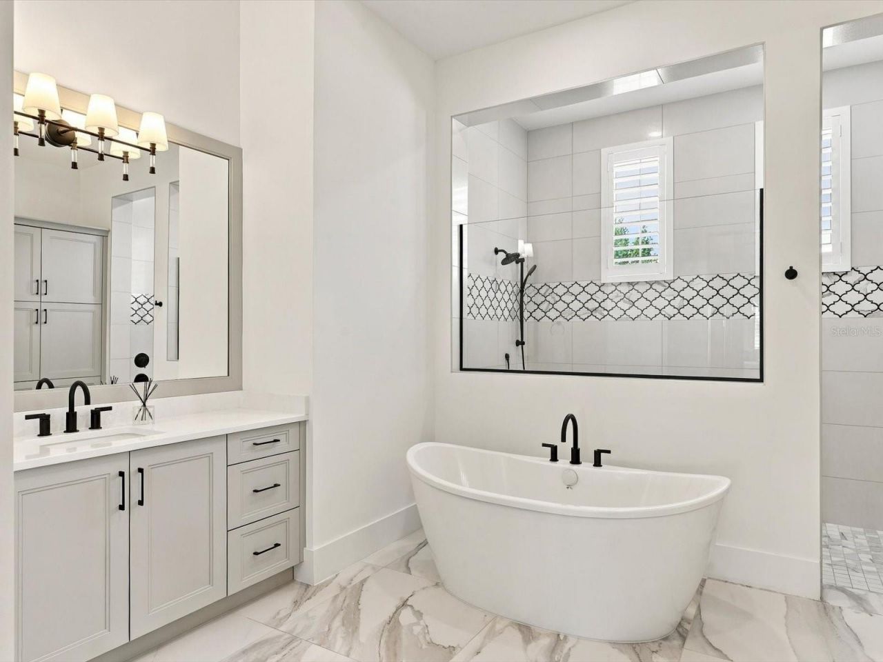 532 Blue Shell Loop, Sarasota, FL 34240 Photo
