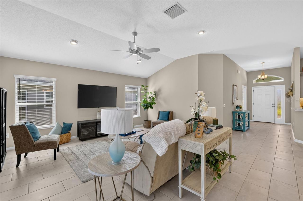 5825 Flint Loop, The Villages, FL 32163 Photo