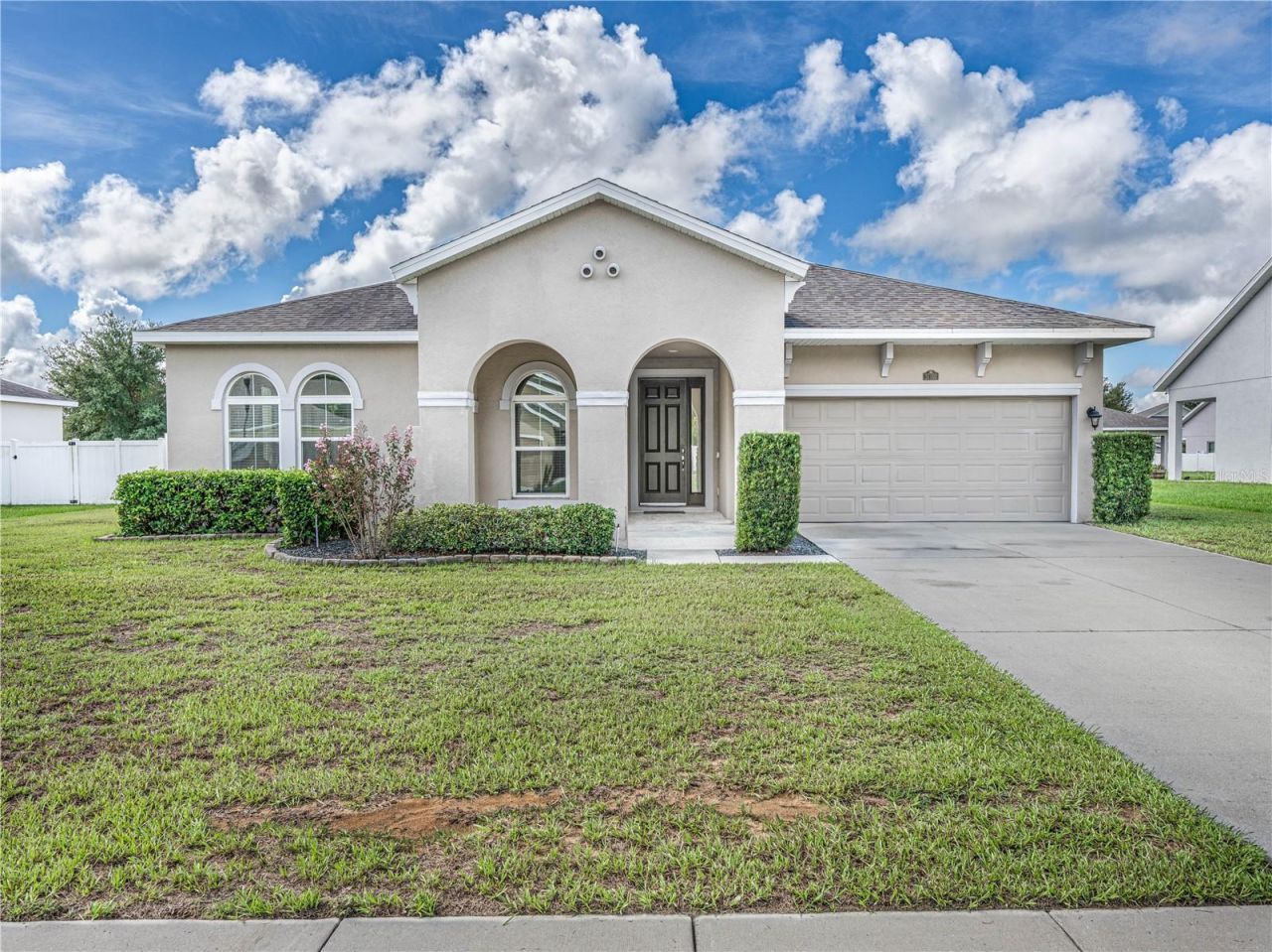 37102 Scenic Bluff Drive, Grand Island, FL 32735 Photo