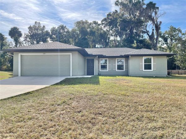 121 NW 5TH PLACE , WILLISTON, FL 32696