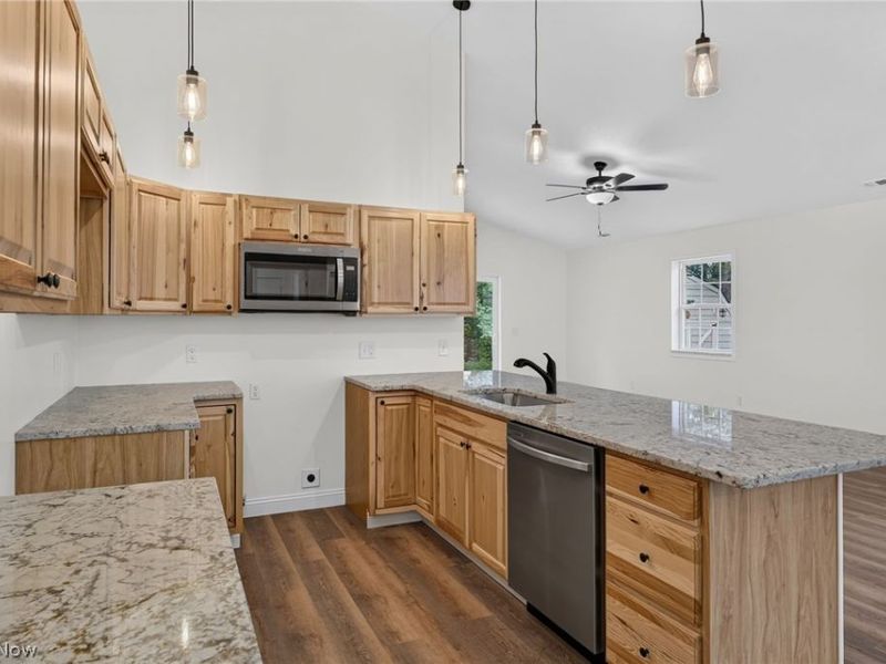 9953 Aldridge Avenue, Columbia Station, OH 44028 Photo 8