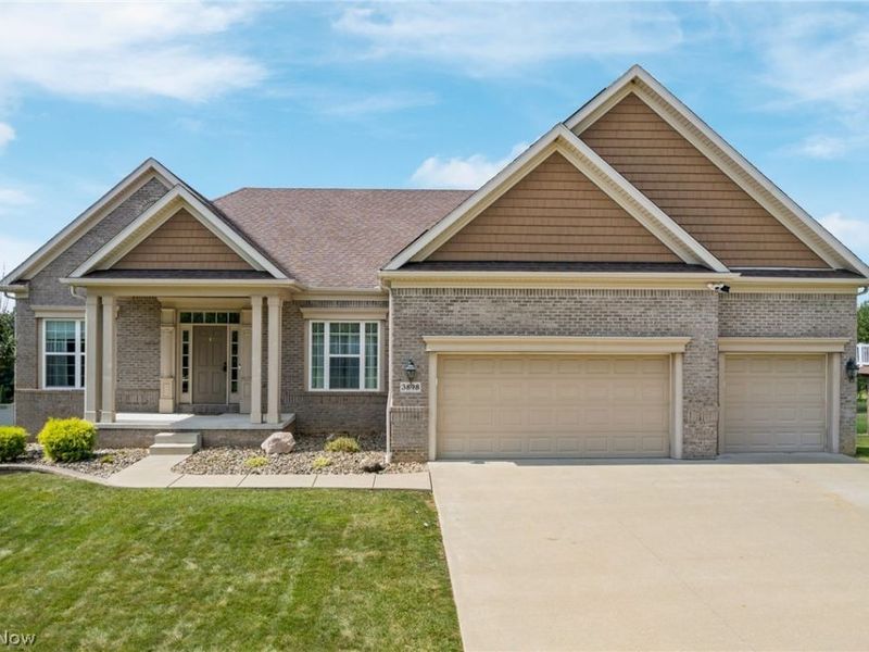 3898 Kenway Boulevard, Uniontown, OH 44685 Photo 1
