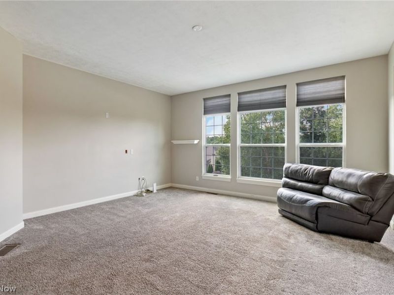 3898 Kenway Boulevard, Uniontown, OH 44685 Photo 19