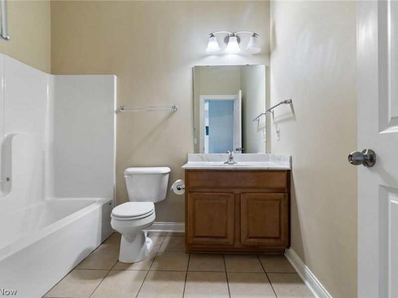 3898 Kenway Boulevard, Uniontown, OH 44685 Photo 30