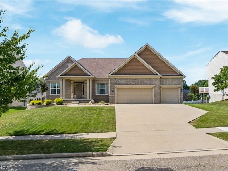 3898 Kenway Boulevard, Uniontown, OH 44685 Photo 8