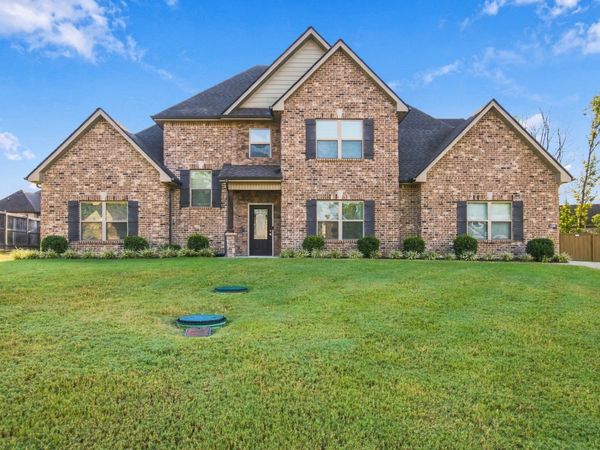 1008 Watercress Court , Murfreesboro, TN 37129