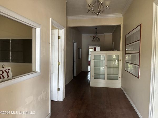 528 W Michigan Avenue, McComb, MS 39648