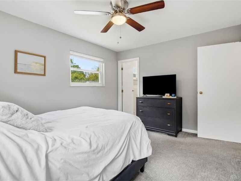 10959 Thornview Drive, Sharonville, OH 45241 Photo 18