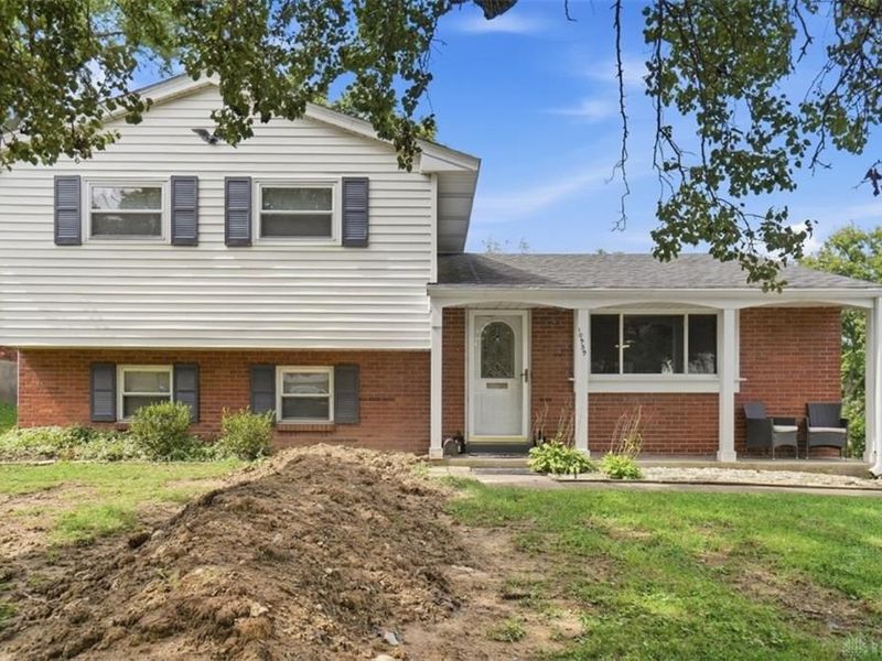 10959 Thornview Drive, Sharonville, OH 45241 Photo 2