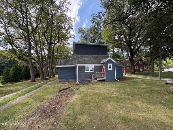 2414 S Berkey Southern Road , Swanton, OH 43558