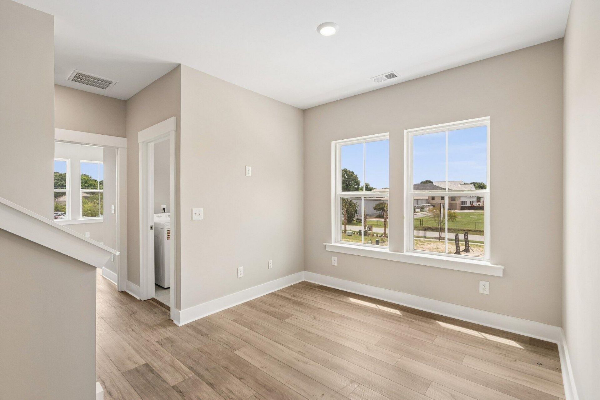 254 Newtown Creek Drive Photo 15