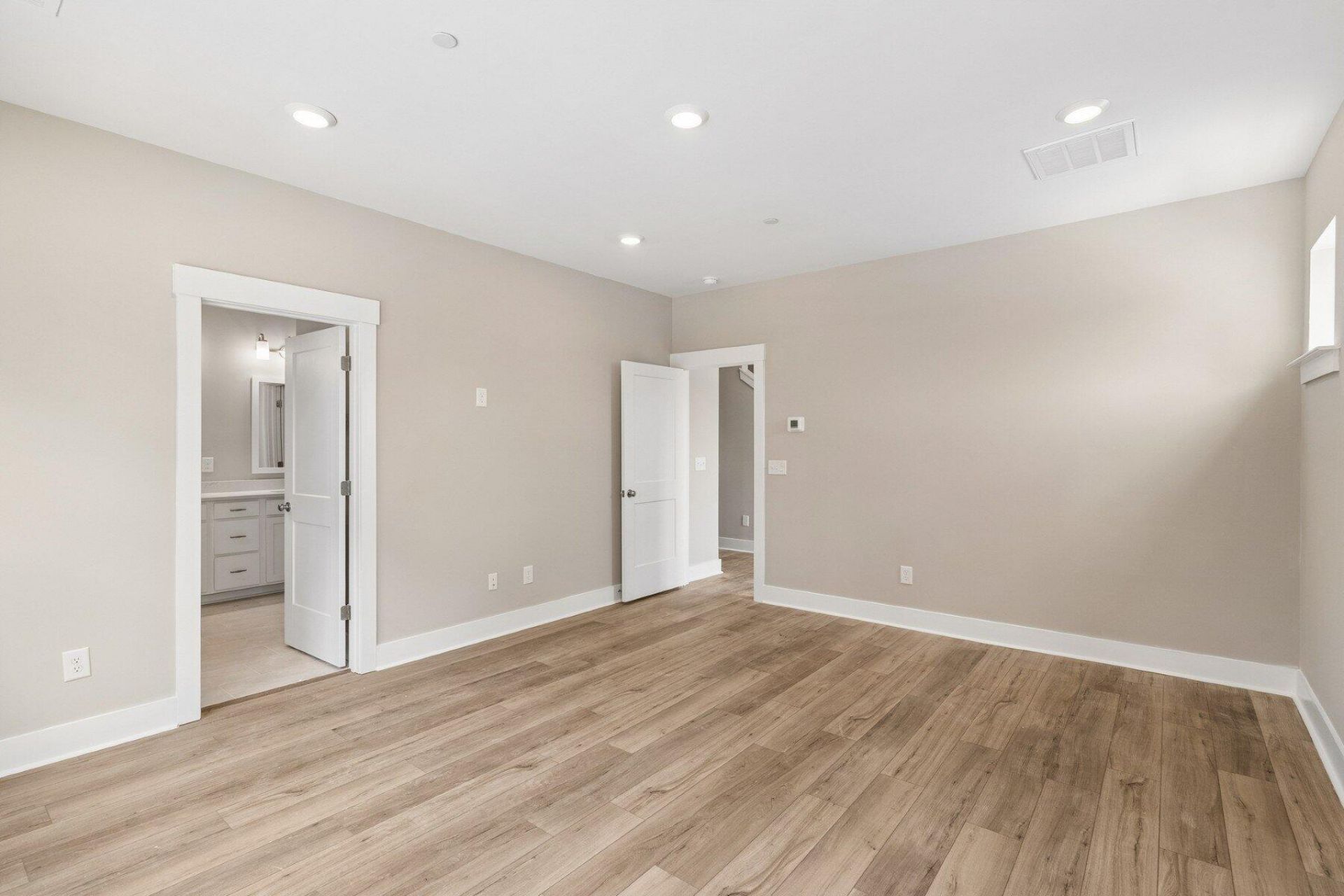 254 Newtown Creek Drive Photo 19