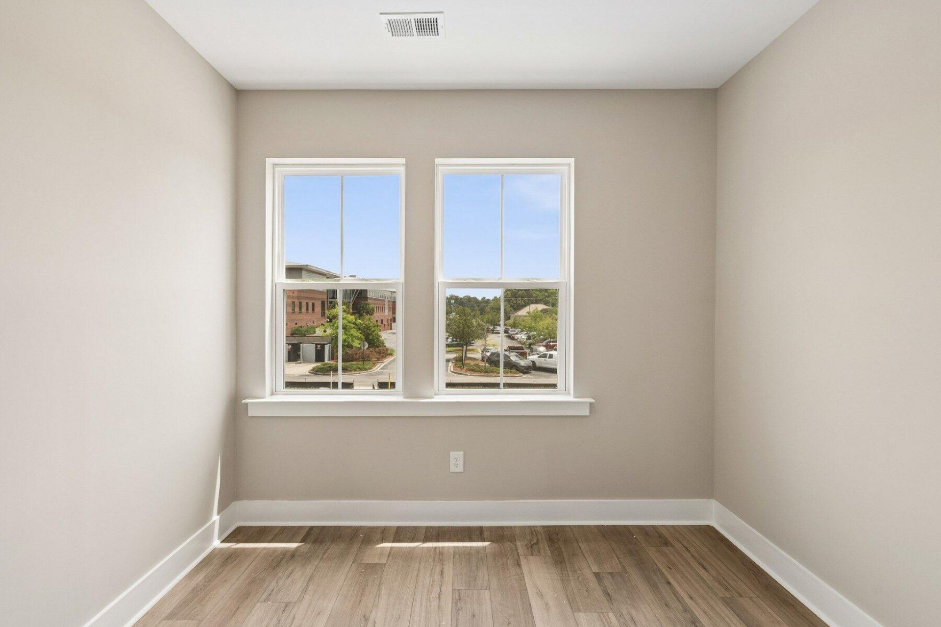 254 Newtown Creek Drive Photo 26