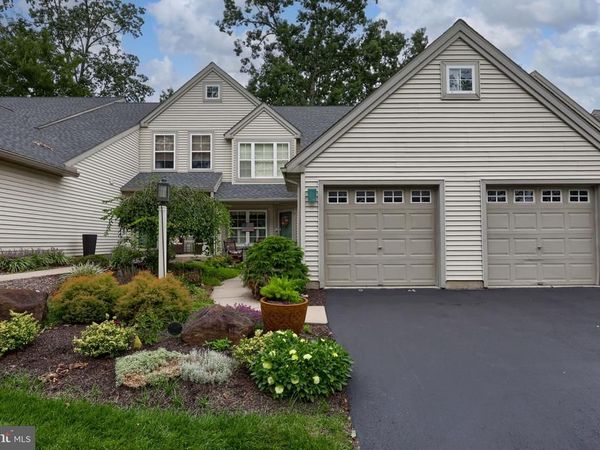 92 HAWK VALLEY LANE , DENVER, PA 17517