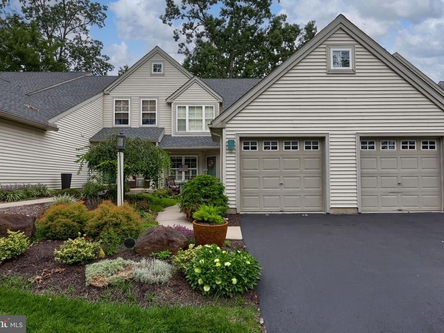 92 Hawk Valley Lane , Denver, PA 17517 Main Photo