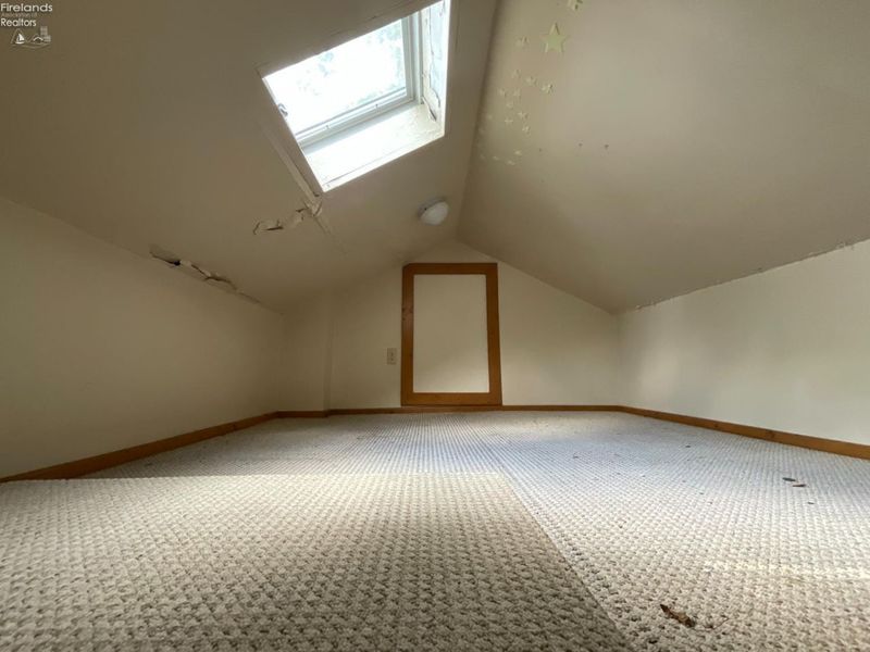 306 E Ream Road, Fremont, OH 43420 Photo 17