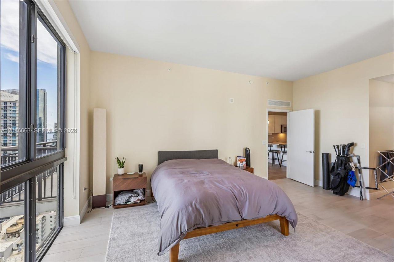 999 SW 1st Ave, Unit UPH12, Miami, FL 33130 Photo