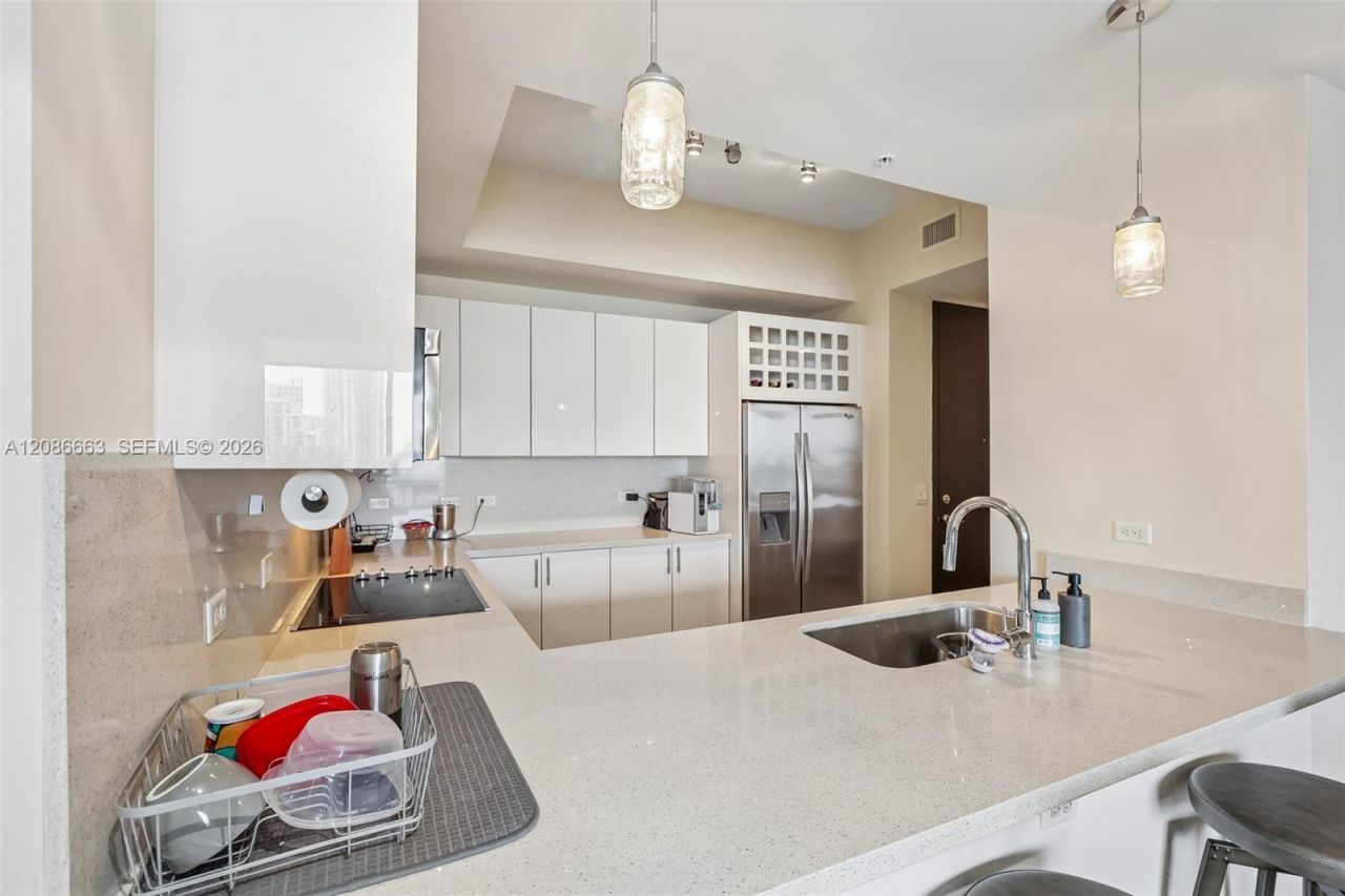 999 SW 1st Ave, Unit UPH12, Miami, FL 33130 Photo