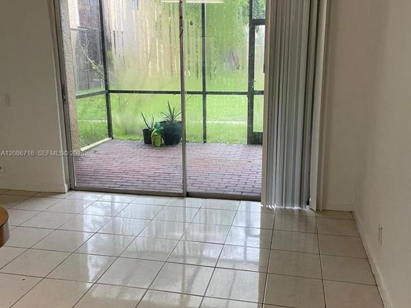 4527 Treehouse Ln , Unit 3B, Tamarac, FL 33319
