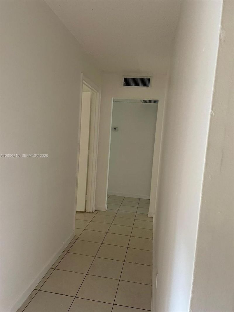 4527 Treehouse Ln, Unit 3B, Tamarac, FL 33319 Photo