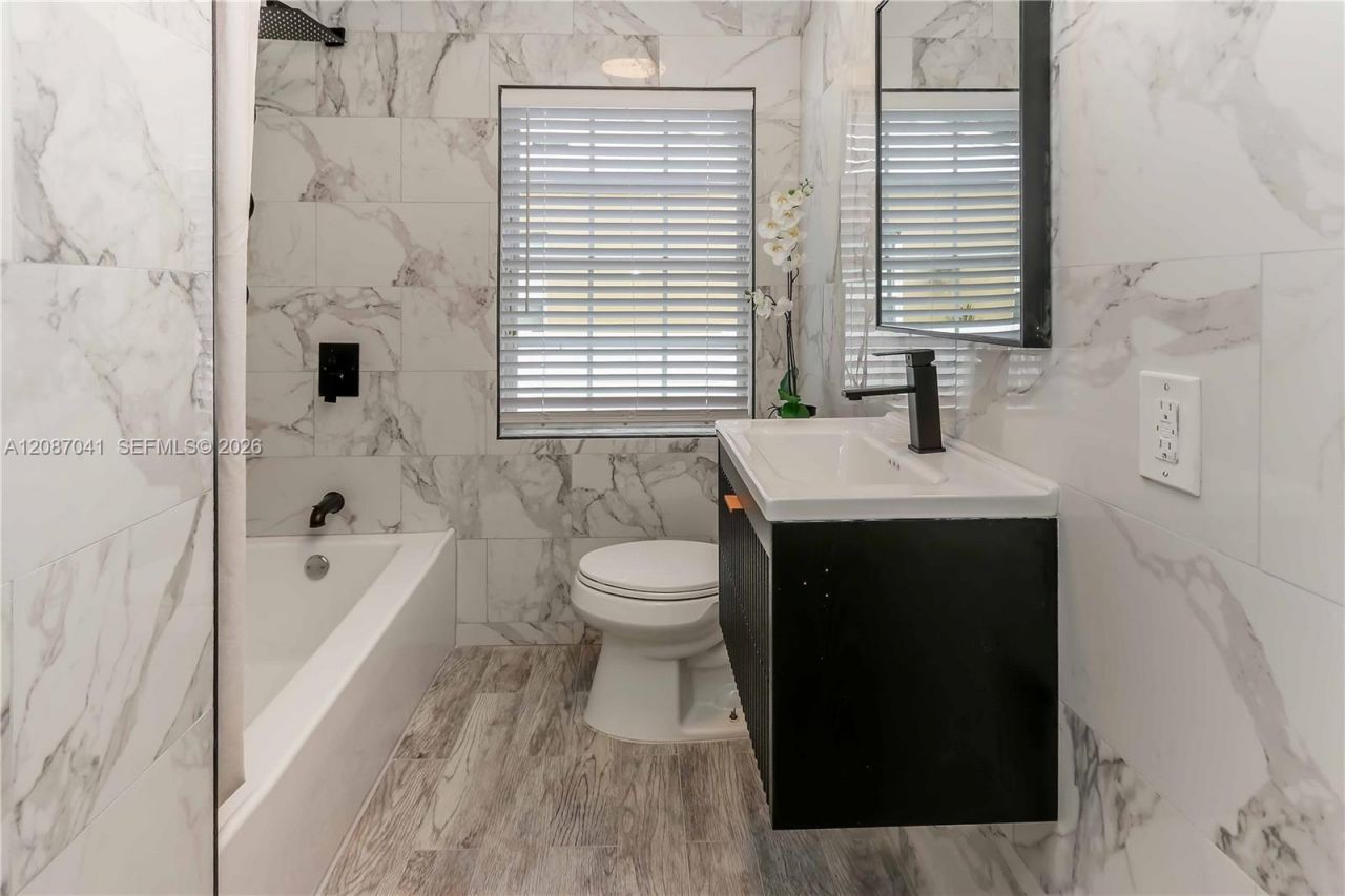 1516 Jefferson St, Hollywood, FL 33020 Photo