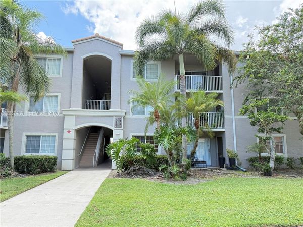 5045 Wiles Rd , Unit 303, Coconut Creek, FL 33073