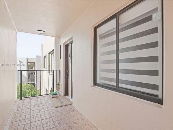 8420 SW 133rd Ave Rd, Unit 407, Miami, FL 33183