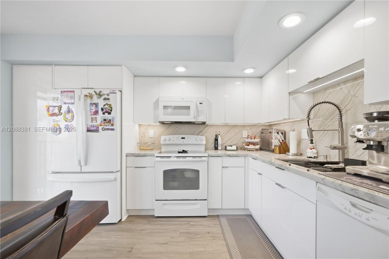 8420 SW 133rd Ave Rd, Unit 407, Miami, FL 33183 Photo