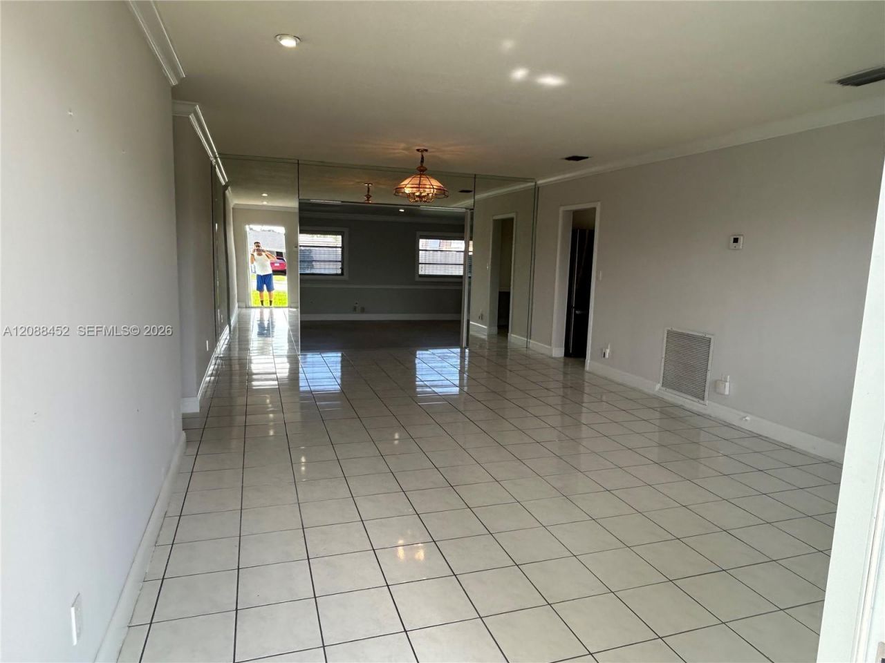 5372 W 4th Ln, Hialeah, FL 33012 Photo