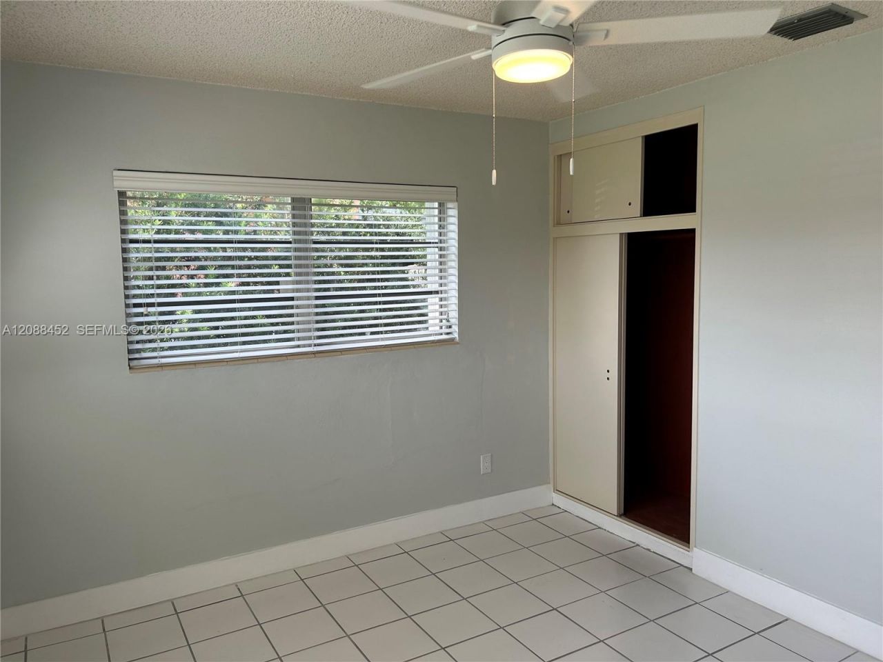 5372 W 4th Ln, Hialeah, FL 33012 Photo