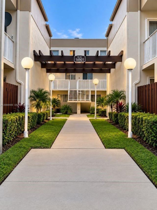 14901 SW 80th St, Unit 210, Miami, FL 33193 Photo