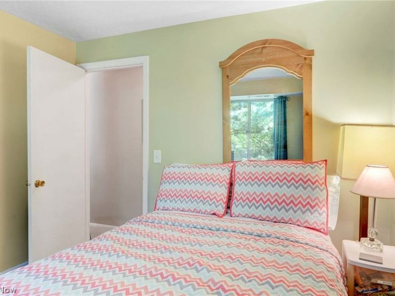 8635 N Akins Road, Unit 202, North Royalton, OH 44133 Photo 12