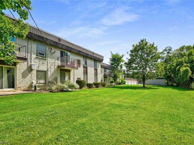 8635 N Akins Road, Unit 202, North Royalton, OH 44133 Photo 22