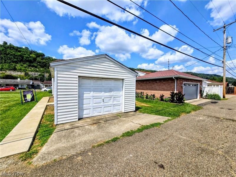 214 Martha Street, Yorkville, OH 43971 Photo 19