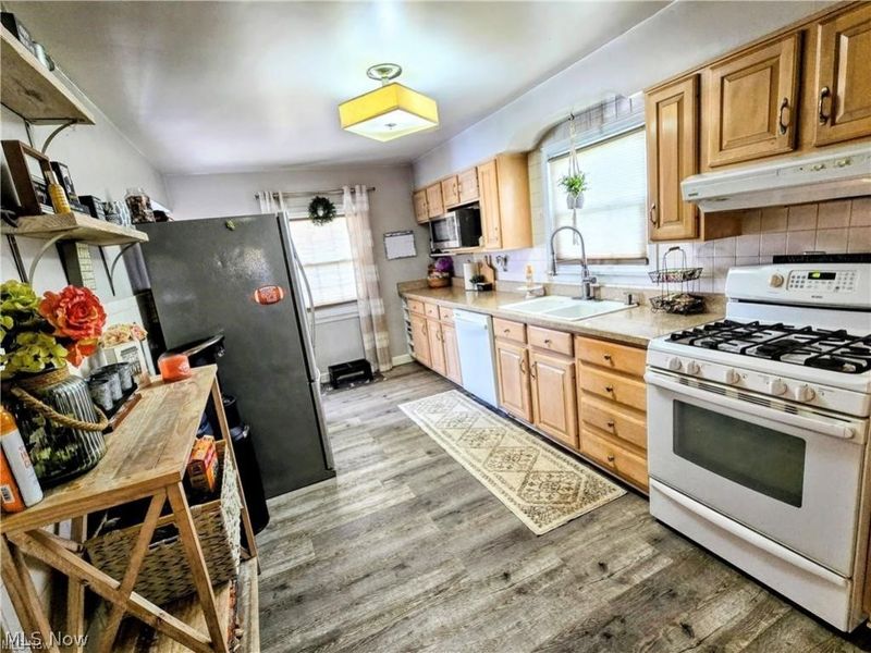 214 Martha Street, Yorkville, OH 43971 Photo 8