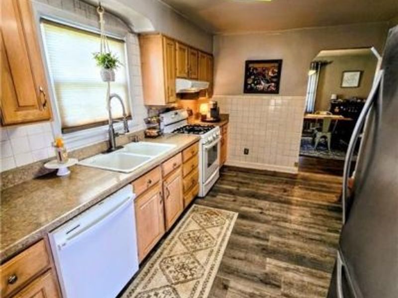 214 Martha Street, Yorkville, OH 43971 Photo 9