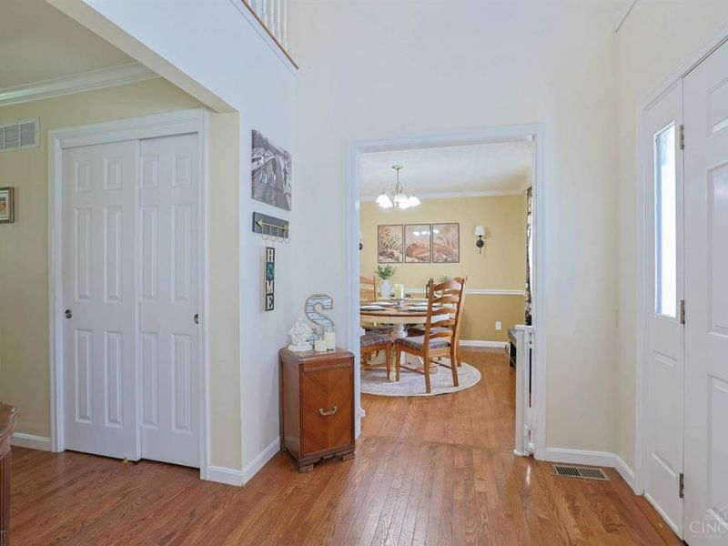 1147 Stableview Circle, Hamilton Township, OH 45039 Photo 6
