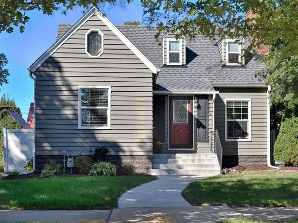 755 Cottage Avenue E, Saint Paul, MN 55106