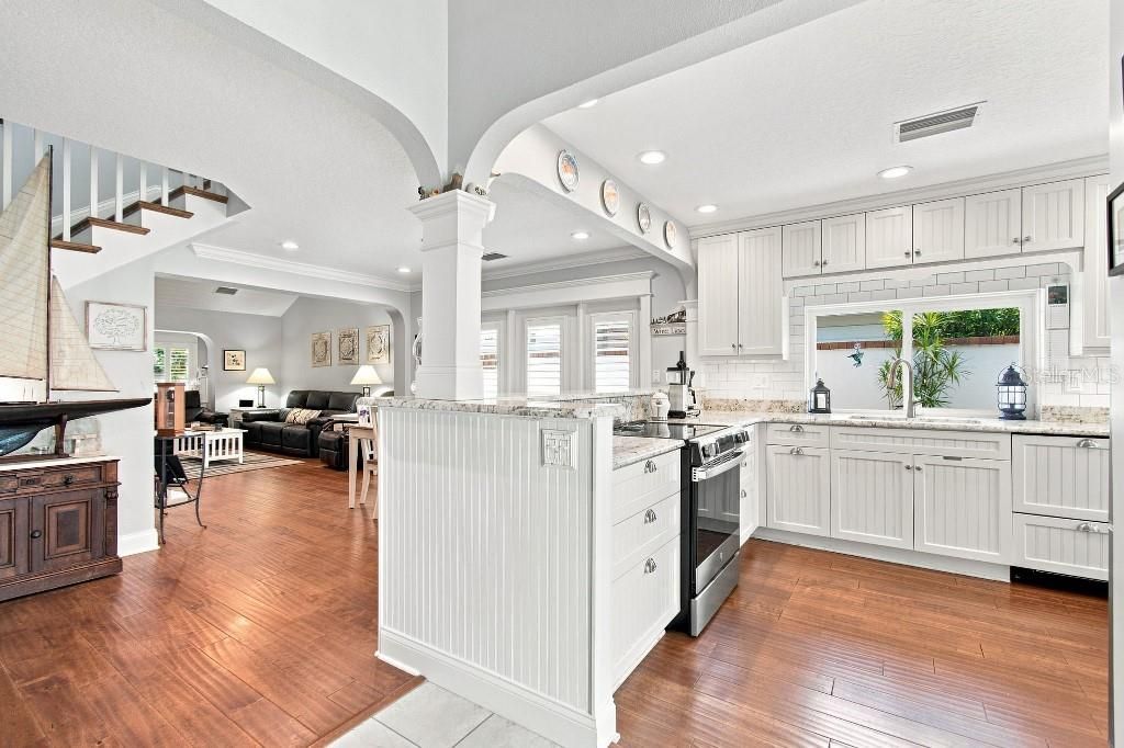 8643 Piper Lane, Seminole, FL 33777 Photo