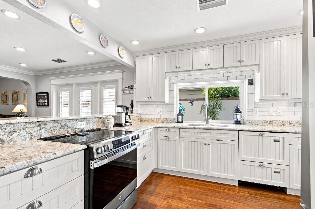 8643 Piper Lane, Seminole, FL 33777 Photo